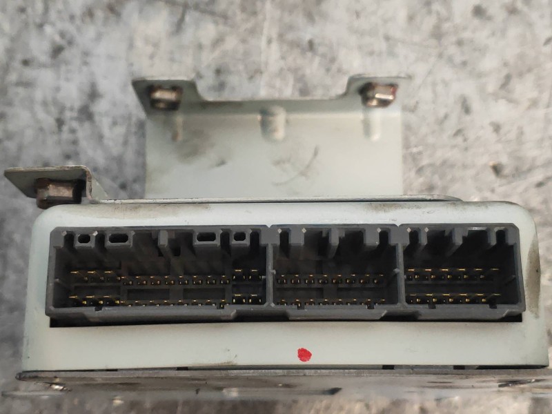 Recambio de centralita inmovilizador para ssangyong rexton 2.7 turbodiesel cat referencia OEM IAM 8712008201  