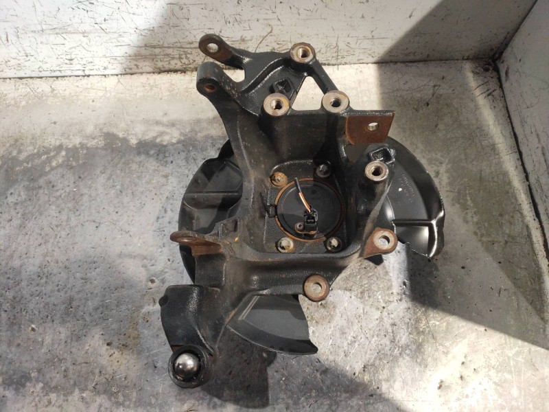 Recambio de mangueta trasera derecha para ford kuga (cbs) 2.0 tdci cat referencia OEM IAM   