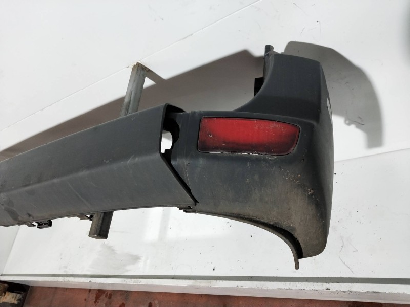 Recambio de paragolpes trasero para mercedes sprinterii caja cerrada (desde 01.06) 210/213/216 cdi (906.611/613) referencia OEM 