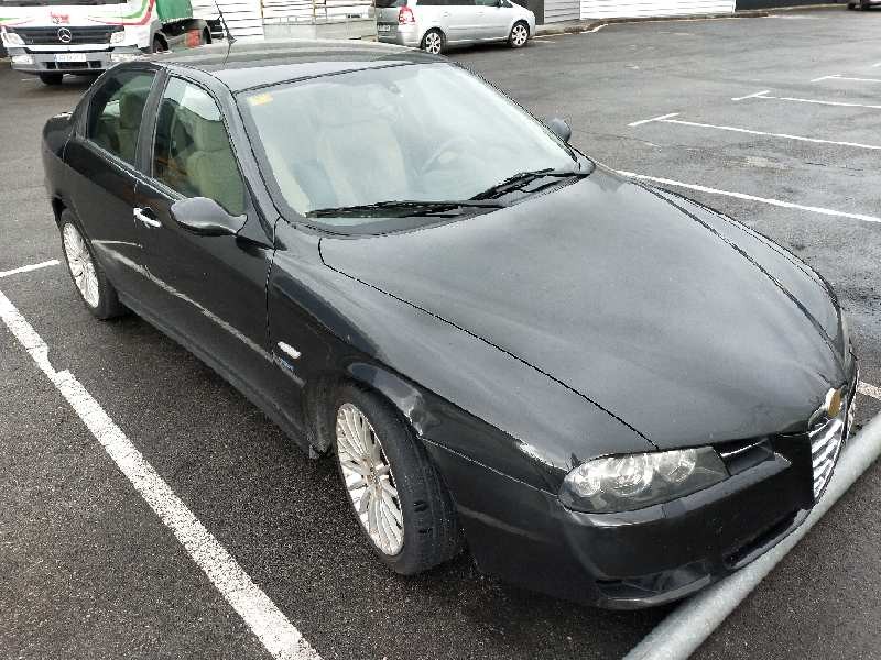 alfa romeo 156 del año 2004