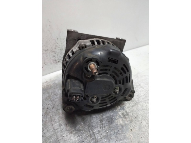 Recambio de alternador para chrysler voyager (rg) 2.5 crd lx referencia OEM IAM 4210000084 DENSO 