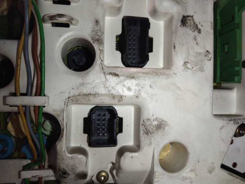 Recambio de cuadro instrumentos para audi a6 berlina (c4) 2.8 quattro referencia OEM IAM 110008674003 4A1919033FP 