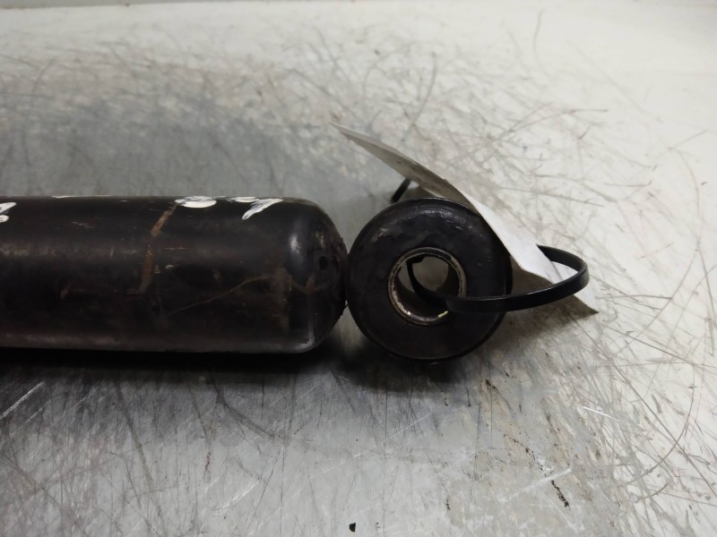 Recambio de amortiguador trasero para renault 9 tse referencia OEM IAM   