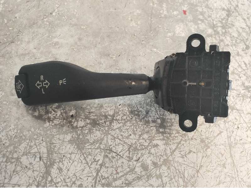 Recambio de mando luces para bmw z4 roadster (e85) 2,5 referencia OEM IAM 8363668 01104010 