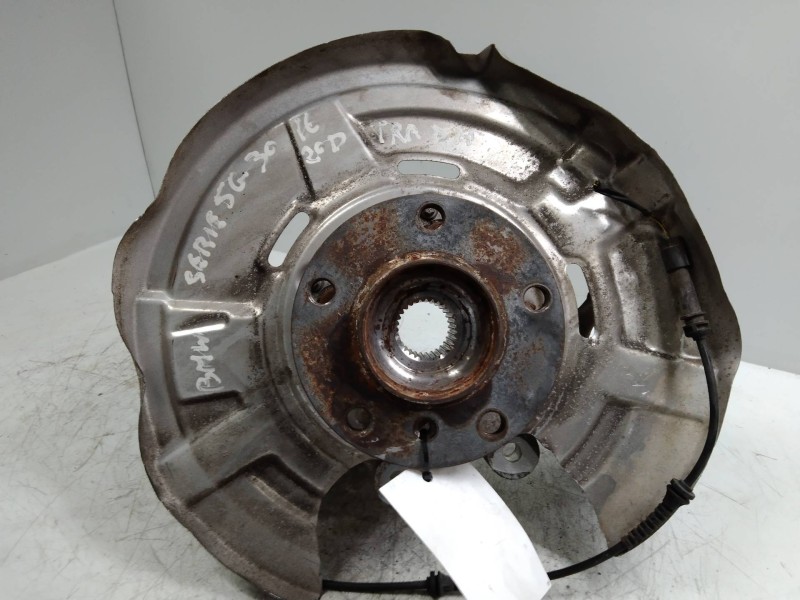 Recambio de mangueta trasera derecha para bmw serie 5 lim. (f10) 520d referencia OEM IAM   