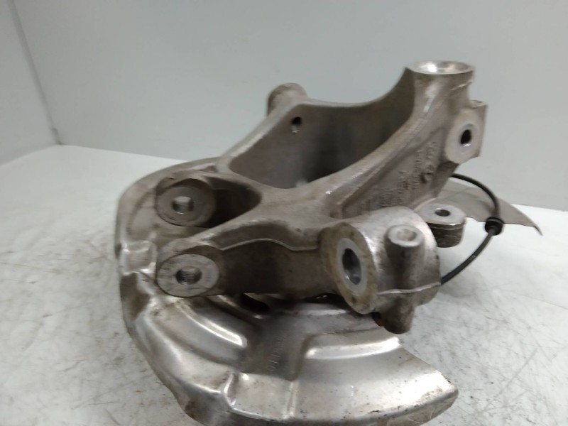 Recambio de mangueta trasera derecha para bmw serie 5 lim. (f10) 520d referencia OEM IAM   