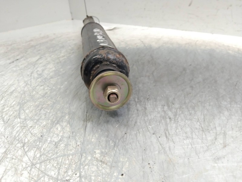 Recambio de amortiguador trasero para renault 19 (b/c/l53) 1.9 d referencia OEM IAM   