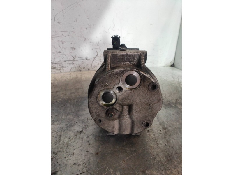 Recambio de compresor aire acondicionado para ssangyong rexton 2.7 turbodiesel cat referencia OEM IAM 714956  