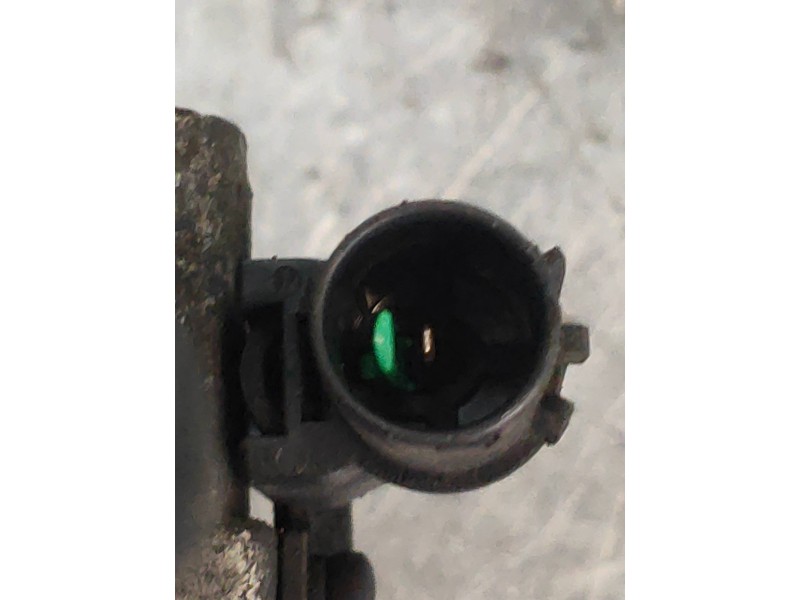 Recambio de compresor aire acondicionado para ssangyong rexton 2.7 turbodiesel cat referencia OEM IAM 714956  