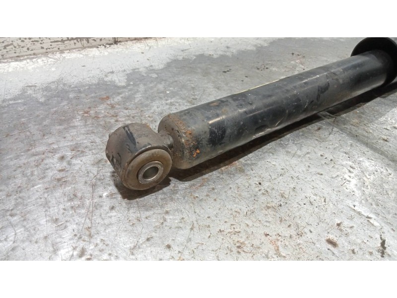 Recambio de amortiguador trasero derecho para bmw x3 (e83) 3.0d referencia OEM IAM 33523413789  