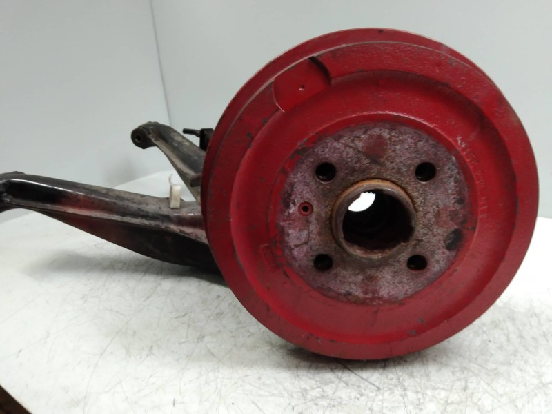 Recambio de mangueta trasera izquierda para bmw serie 3 berlina (e30) 1.8 referencia OEM IAM    Recambio de mangueta trasera izquierda para bmw serie 3 berlina (e30) 1.8 referencia OEM IAM