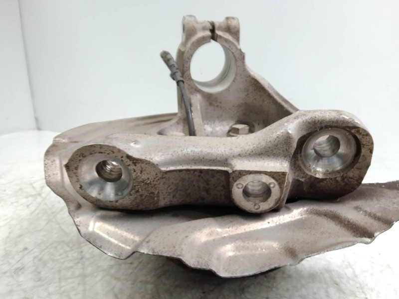 Recambio de mangueta delantera derecha para bmw serie 3 coupe (e92) 320d referencia OEM IAM   