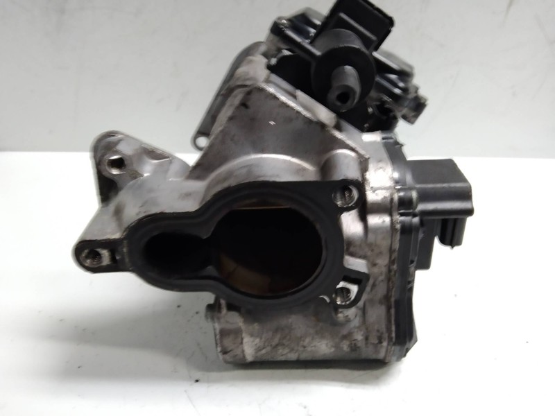 Recambio de valvula egr para renault trafic caja cerrada (ab 4.01) 2.0 dci diesel fap cat referencia OEM IAM   