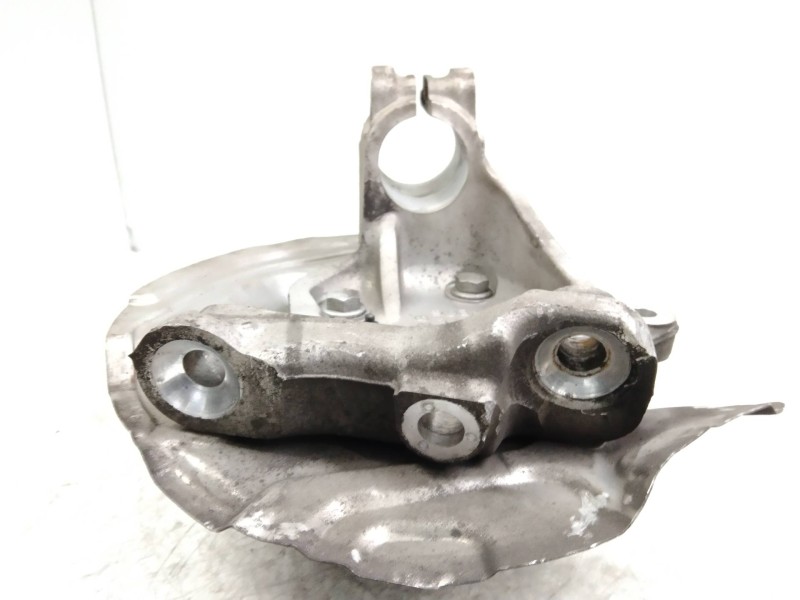 Recambio de mangueta delantera derecha para bmw serie 3 berlina (e90) 318d referencia OEM IAM   