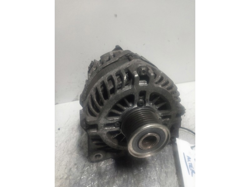 Recambio de alternador para renault master kasten l2h2 hka 3,5t referencia OEM IAM 231001822R  