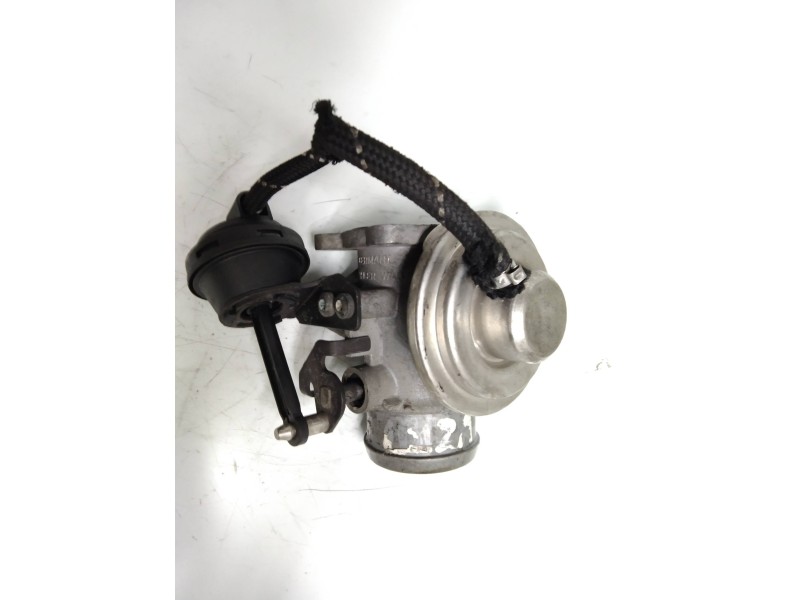 Recambio de valvula egr para seat ibiza (6k1) stella referencia OEM IAM 038129637  