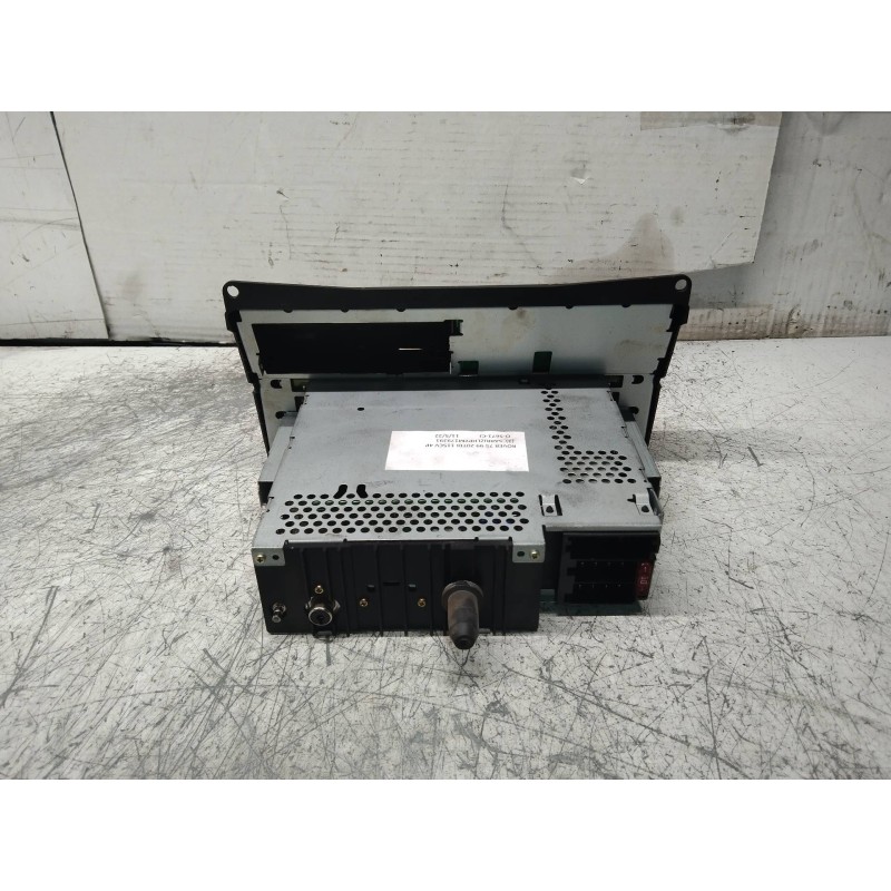 Recambio de sistema audio / radio cd para mg rover serie 75 (rj) 2.0 cdt classic referencia OEM IAM XQD101043PUY  