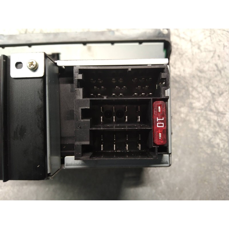 Recambio de sistema audio / radio cd para mg rover serie 75 (rj) 2.0 cdt classic referencia OEM IAM XQD101043PUY  