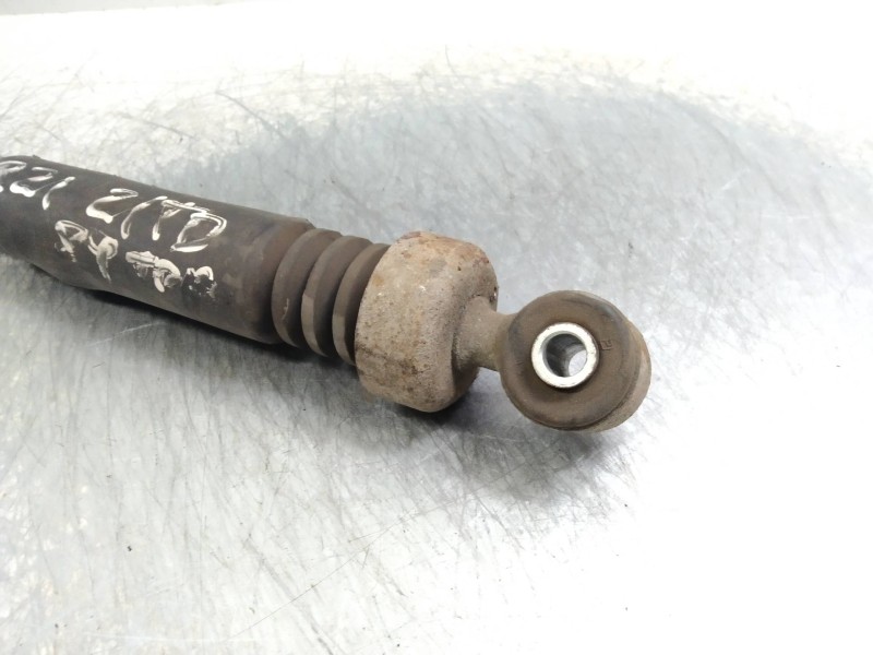 Recambio de amortiguador trasero para renault 21 berlina (b/l48) 2.1 turbodiesel referencia OEM IAM   