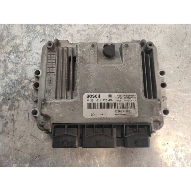Recambio de centralita motor uce para renault megane ii classic berlina confort authentique referencia OEM IAM 0281011776 820039
