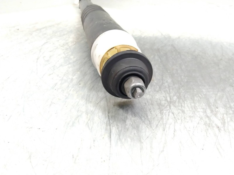 Recambio de amortiguador trasero para renault captur 0.9 energy referencia OEM IAM   