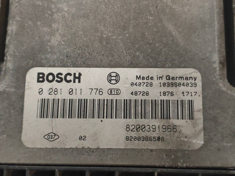 Recambio de centralita motor uce para renault megane ii classic berlina confort authentique referencia OEM IAM 0281011776 820039