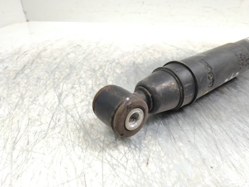 Recambio de amortiguador trasero para renault clio i fase i+ii (b/c57) 1.2 referencia OEM IAM 7700822620  