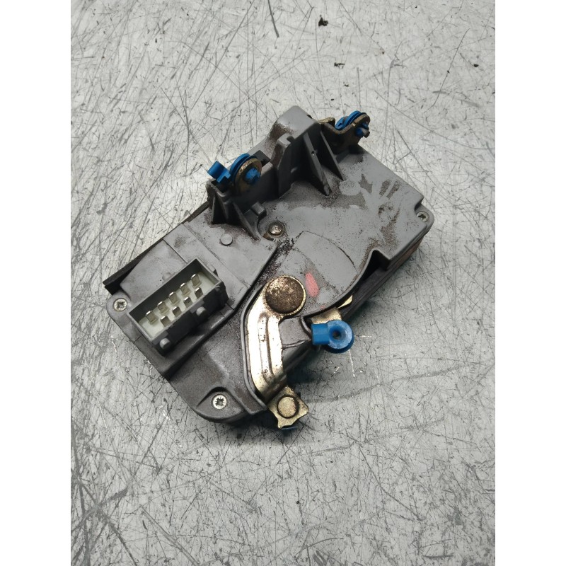 Recambio de motor cierre centralizado delantero derecho para citroen xantia berlina 2.0 hdi activa referencia OEM IAM   