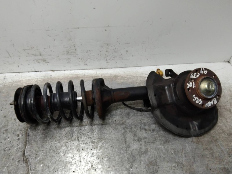 Recambio de mangueta delantera derecha para bmw serie 5 berlina (e34) referencia OEM IAM   