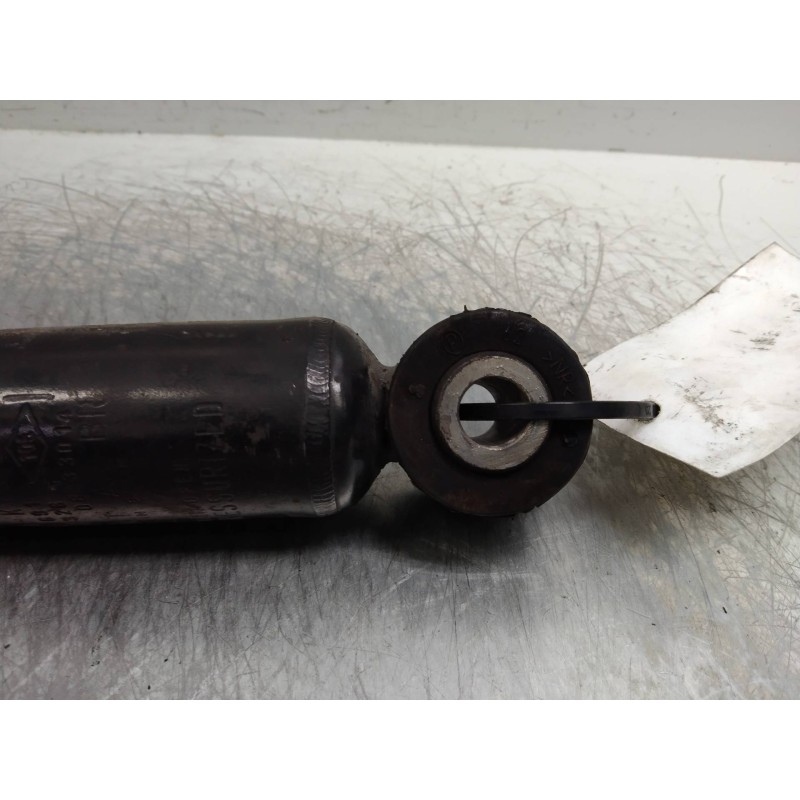 Recambio de amortiguador trasero para renault clio iii 1.5 dci diesel fap referencia OEM IAM   