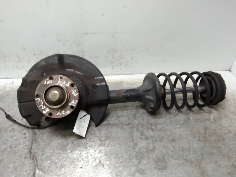 Recambio de mangueta delantera derecha para bmw serie 5 berlina (e34) 524td referencia OEM IAM   