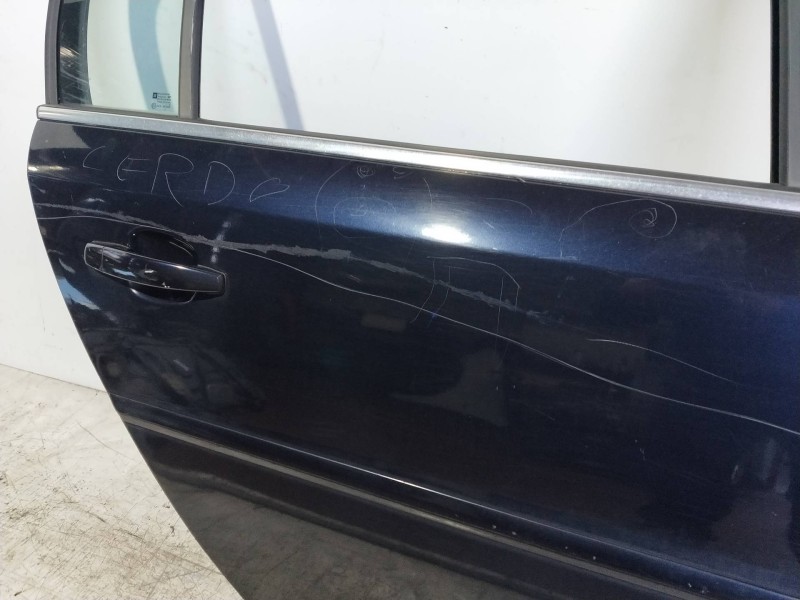 Recambio de puerta trasera derecha para opel signum básico referencia OEM IAM  5P 