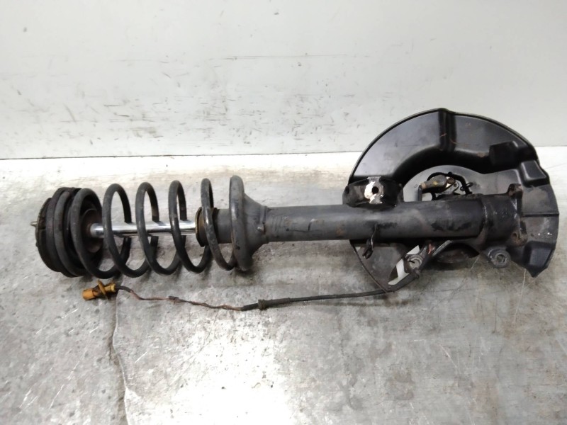 Recambio de mangueta delantera derecha para bmw serie 5 berlina (e34) 524td referencia OEM IAM   