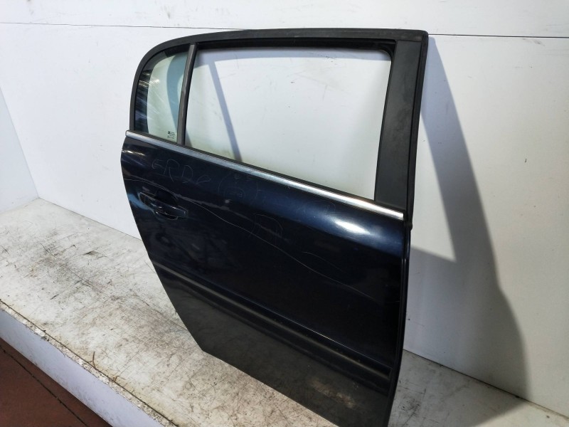 Recambio de puerta trasera derecha para opel signum básico referencia OEM IAM  5P 