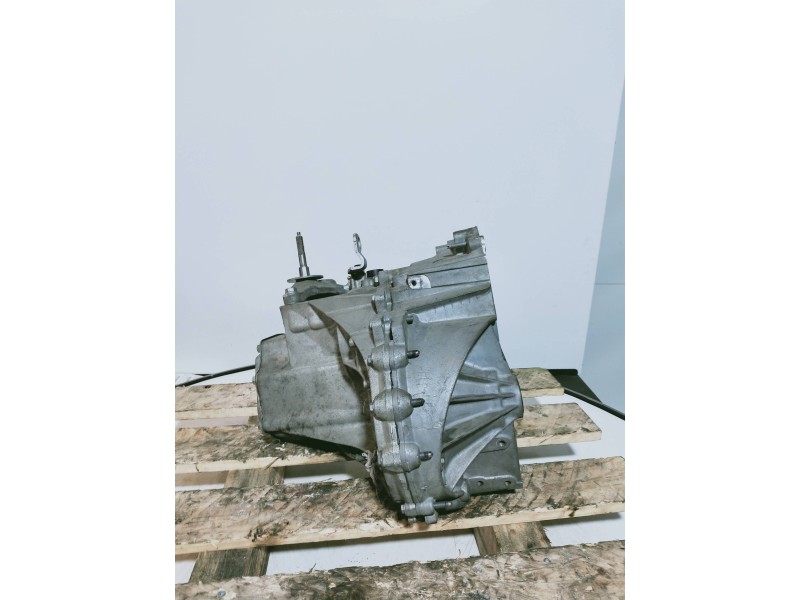 Recambio de caja cambios para citroen c4 grand picasso business referencia OEM IAM 20CA07 1382682 