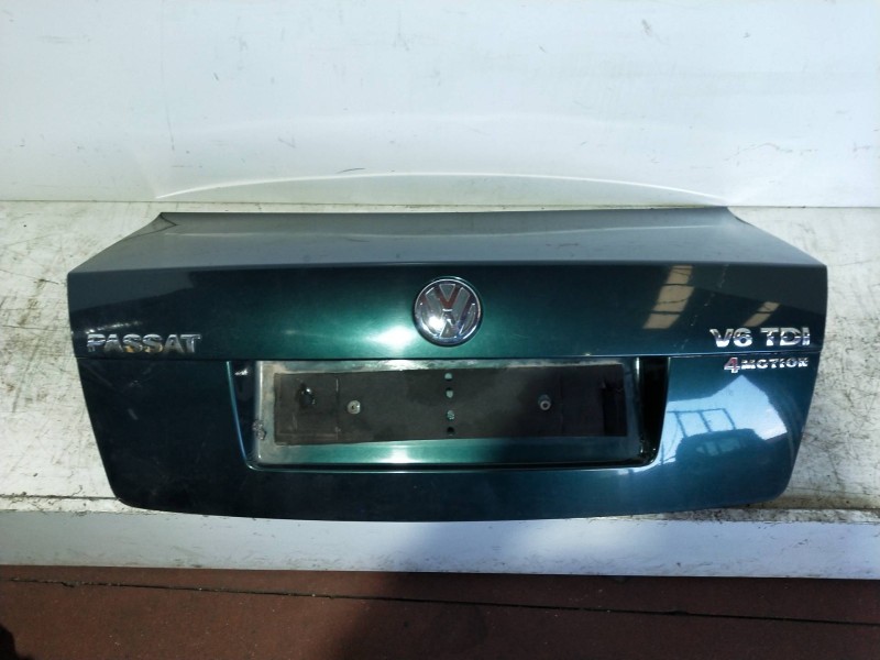 Recambio de tapa maletero para volkswagen passat berlina (3b3) 2.5 v6 tdi referencia OEM IAM   