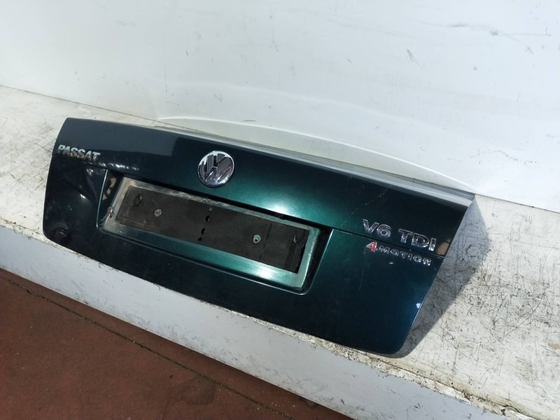 Recambio de tapa maletero para volkswagen passat berlina (3b3) 2.5 v6 tdi referencia OEM IAM   