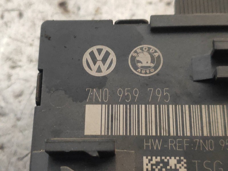 Recambio de modulo electronico para skoda yeti active referencia OEM IAM 7N0959795  