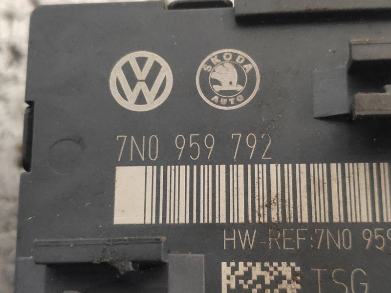 Recambio de modulo electronico para skoda yeti active referencia OEM IAM 7N0959792  