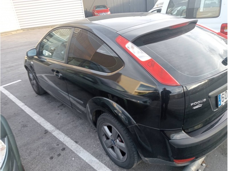 ford focus berlina (cap) del año 2005