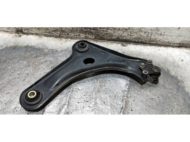 Recambio de brazo suspension inferior delantero izquierdo para citroen ds3 1.6 16v referencia OEM IAM   
