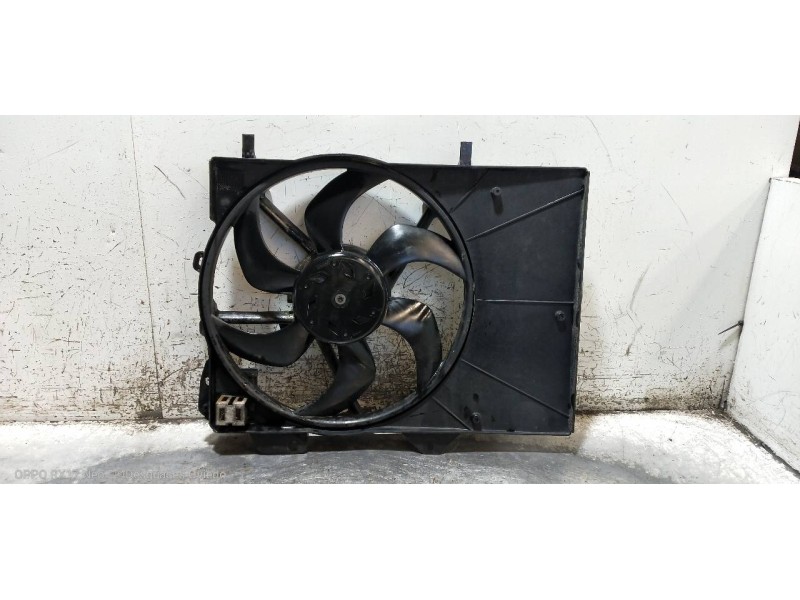 Recambio de electroventilador para citroen ds3 1.6 16v referencia OEM IAM 9682903980  