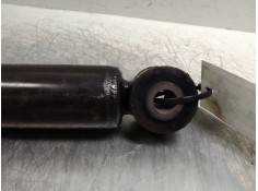Recambio de amortiguador trasero para renault clio iv 1.5 dci diesel fap referencia OEM IAM    2