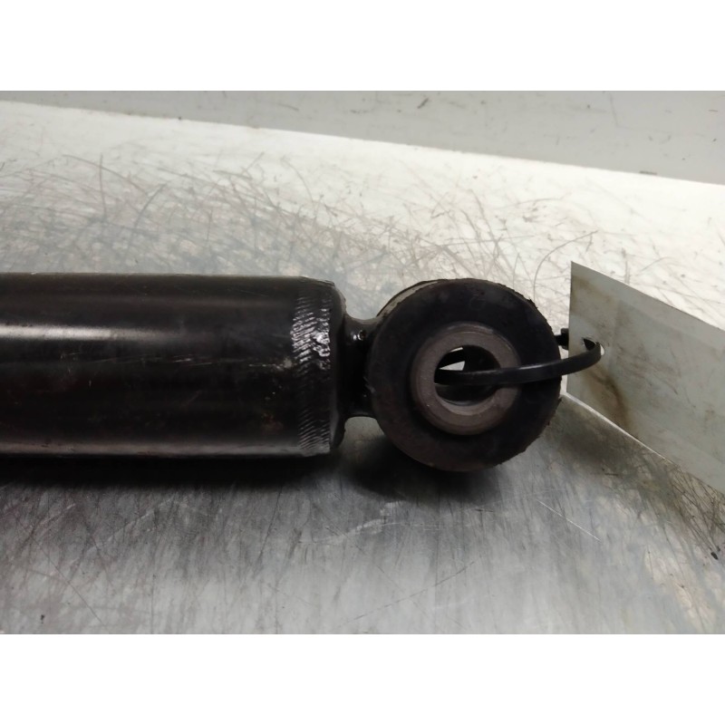 Recambio de amortiguador trasero para renault clio iv 1.5 dci diesel fap referencia OEM IAM   