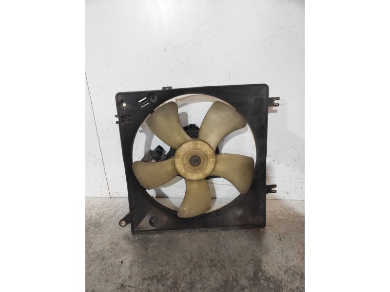 Recambio de electroventilador para mitsubishi galant berlina (ea0) 2400 gls referencia OEM IAM  1049933012 