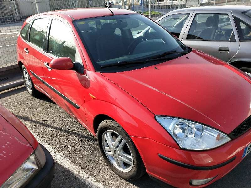 ford focus berlina (cak) del año 2004