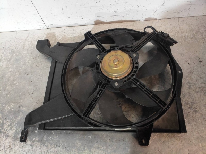 Recambio de electroventilador para mitsubishi space star (dg0) 1900 di-d comfort referencia OEM IAM 30899008 ETP9344 