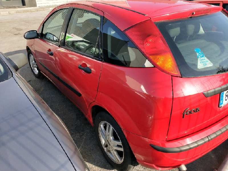 ford focus berlina (cak) del año 2004