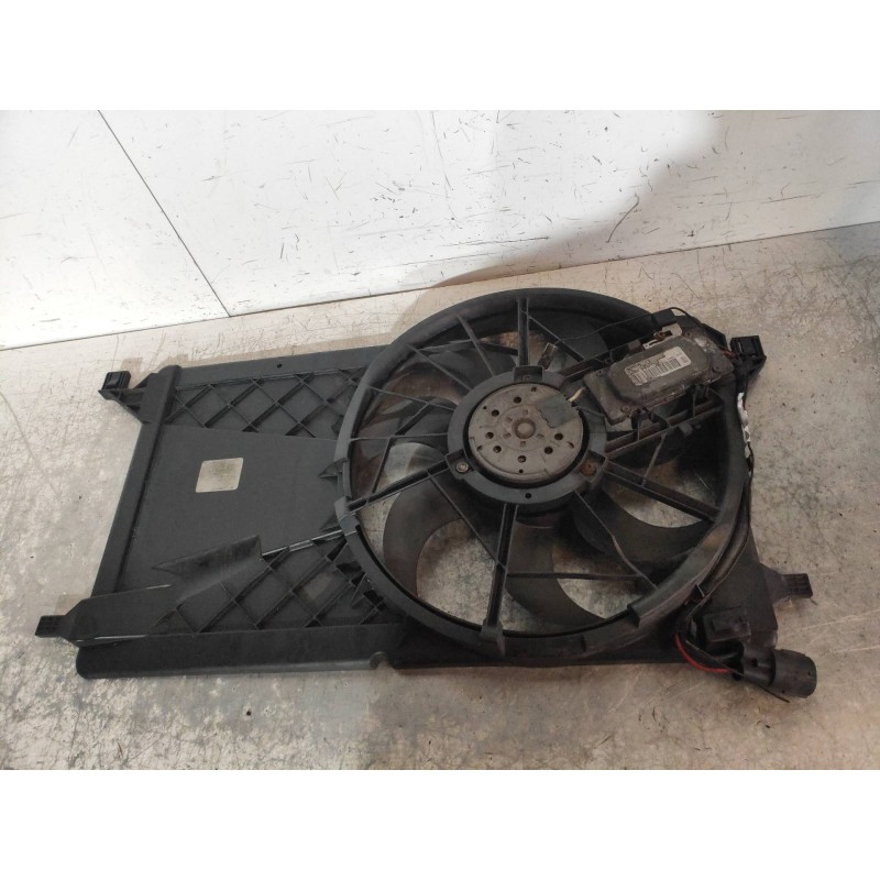 Recambio de electroventilador para mazda 3 berlina (bk) 1.6 crdt active referencia OEM IAM 3135103546 1137328148 0130303963 3M5H