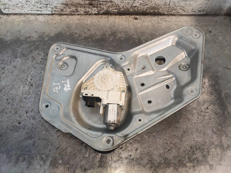 Recambio de elevalunas trasero izquierdo para skoda yeti active referencia OEM IAM 5L0959811  